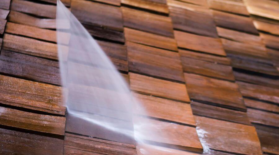 Professional gutter cleaning in Clements, CA